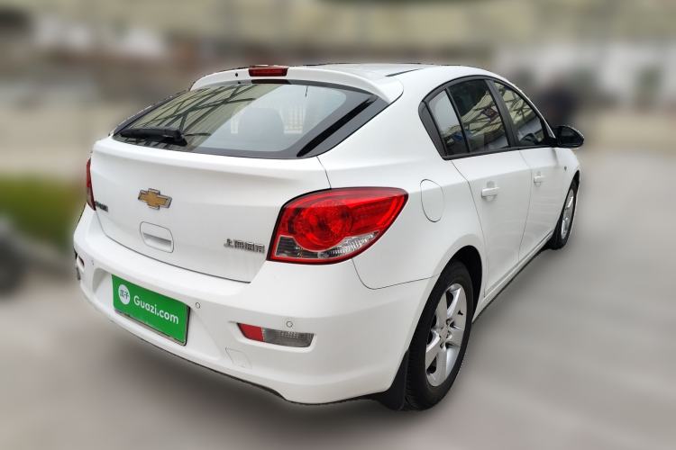 Used Chevrolet Cruze 2013 Hatchback 1.6L Manual Luxury Model
