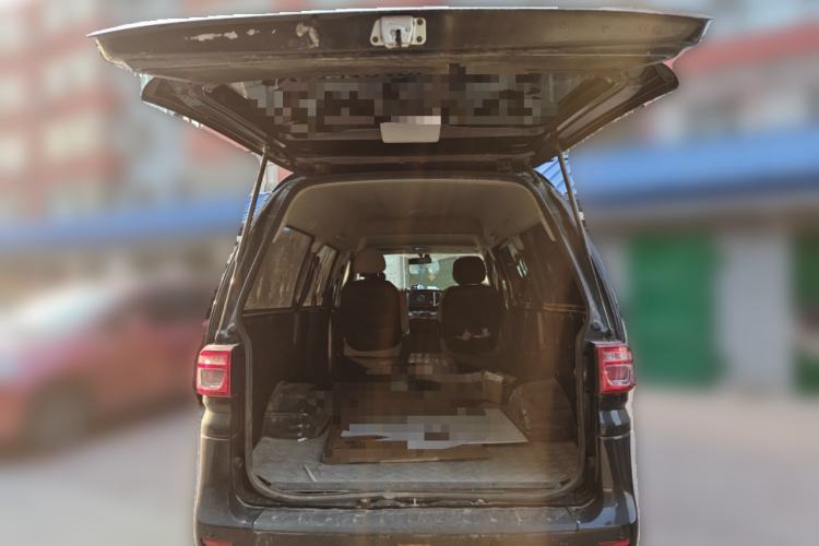 Used FORTHING Lingzhi 2023 M5L 1.6L Base Model 5 Seats Trunk