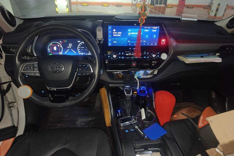 Used Toyota Highlander 2022 Dual-Engine 2.5L Four-Wheel Drive Supreme Edition 7-Seater
