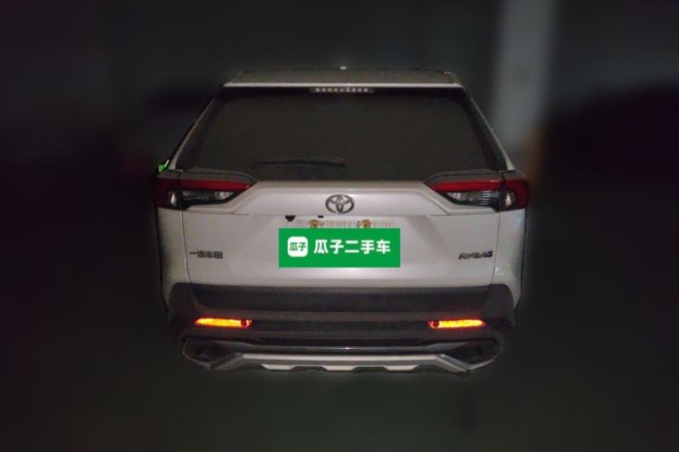 Used Toyota RAV4 2021 2.0L CVT Two-Wheel Drive Fashion PLUS Edition