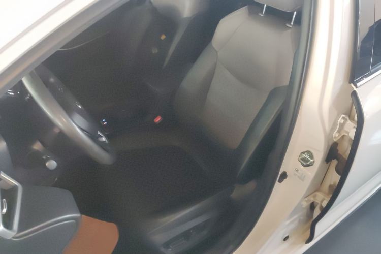 Used Toyota Allion 2021 2.0L Deluxe Edition