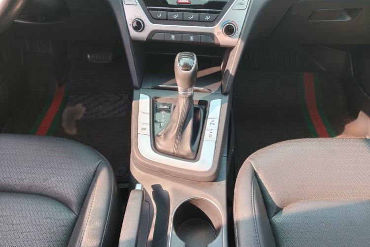 Used Hyundai Elantra (6th Generation / Lingdong) 2016 1.6L Automatic ZhiXuan · Luxury Version
