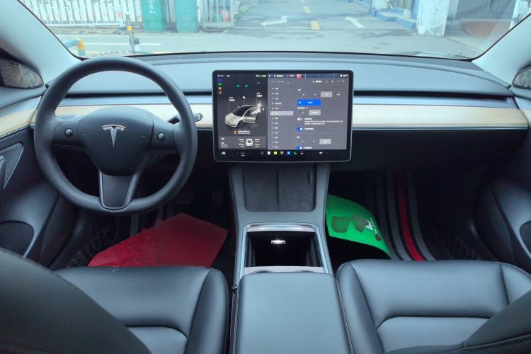 Used Tesla Model 3 2022 Rear-Wheel-Drive Version Center Console