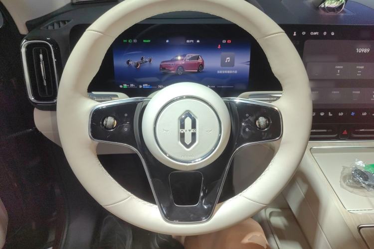 Used Hima AITO M8 2025 Extended-Range Ultra Version 53.4 kWh 5-Seater Edition
