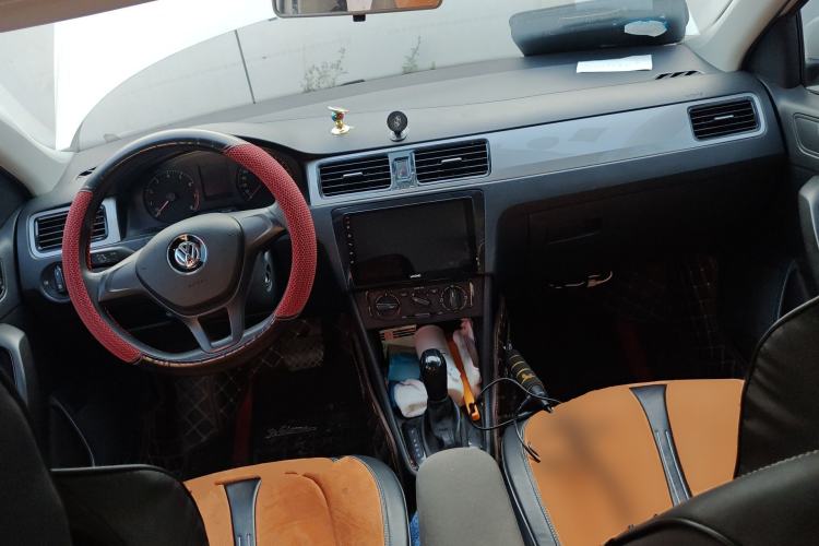 Used Volkswagen Santana 2015 Haval H6 1.6L Automatic Luxury Model
