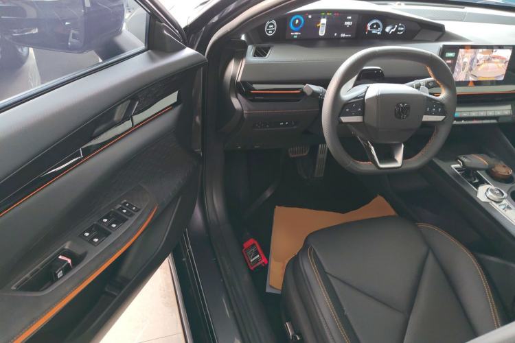 Used CHANGAN UNI-V 2022 1.5T Sport Edition
