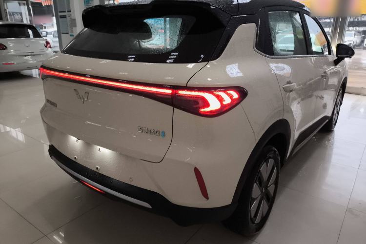 Used Wuling Bingo S 2025 Model 325km Deluxe Edition