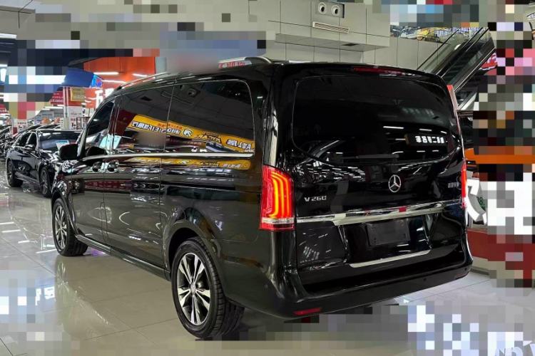 Used Mercedes-Benz V-Class 2016 V 260 Prestige Edition
