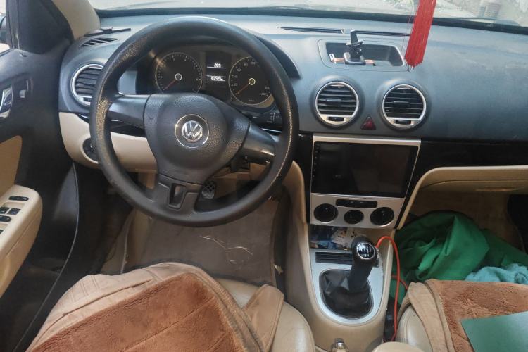 Used Volkswagen Lavida 2013 Classic 1.6L Manual Fashion Edition Steering Wheel