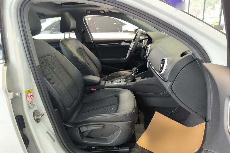 Used Audi A3 2020 Limousine 35 TFSI Fashion Edition China VI Emission Standard
