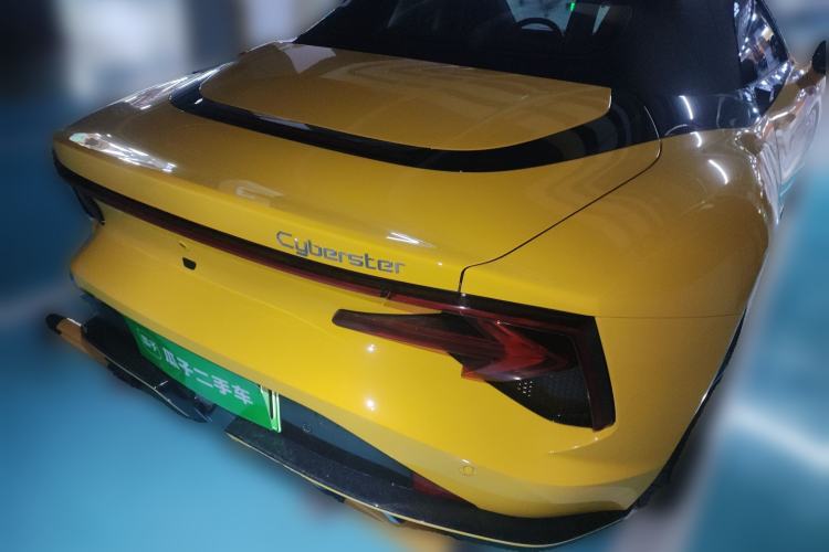 Used MG Cyberster 2024 520 km Legendary All-Wheel-Drive Version
