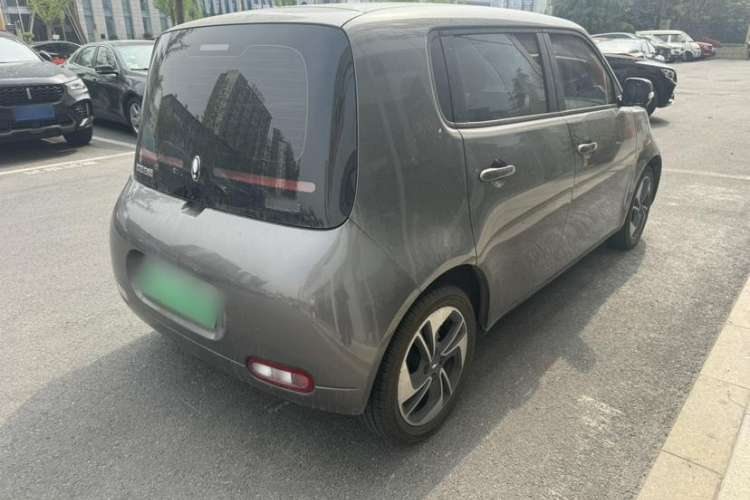 Used ORA White Cat 2022 Upgraded Model 305km Range Luxury Version Lithium-Ion Battery
