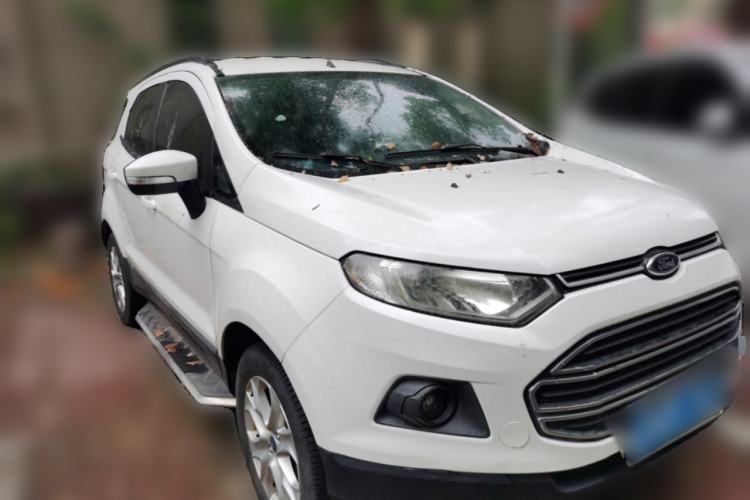 Used Ford EcoSport 2013 1.5L Automatic Fashion Model Front Right 45 Deg