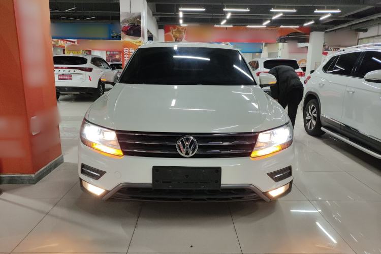 Used Volkswagen Tiguan L 2019 Updated Version 330TSI Automatic Two-Wheel Drive Panoramic Comfort Edition China VI Standard