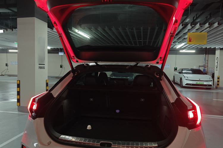 Used Zeekr 001 2025 WE Edition 95 kWh All-Wheel Drive Trunk