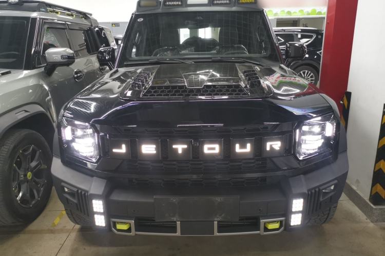 Used JETOUR Traveler 2023 2.0T All-Wheel Drive CrossPRO+