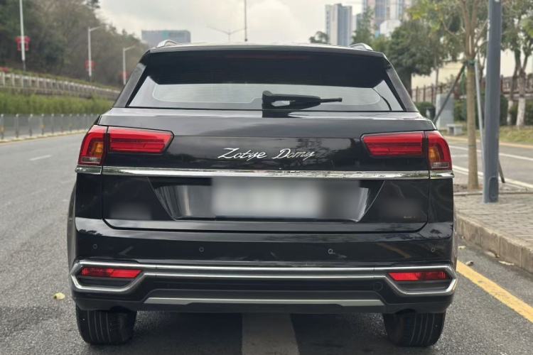 Used Zotye Domy X7 2018 2.0T Automatic Prestige Edition Exterior 5