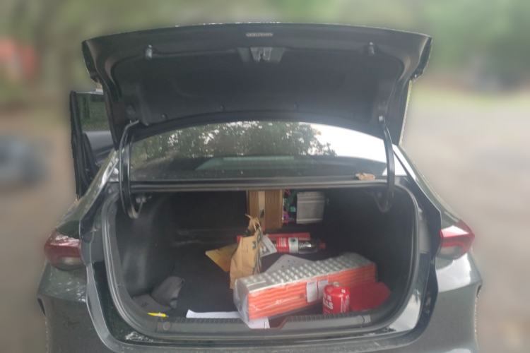 Used GAC Trumpchi EMPOW 2021 270T DCT J15 Version Trunk