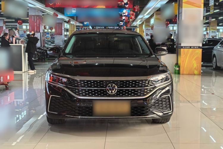 Used Volkswagen Passat 2025 Outstanding Model 380TSI Starry Dragon Edition
