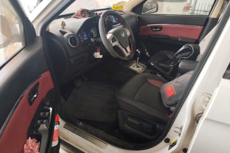 Used HYOSOW H2 2015 1.5L AMT Prestige Version BJ415C Driver Seat