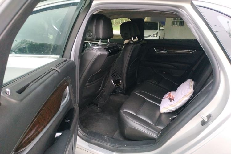 Used Cadillac XTS 2013 28T Leading Model