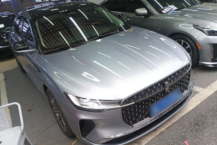 Used Lincoln Z 2022 iXiang Luxury Edition Front Right 45 Deg