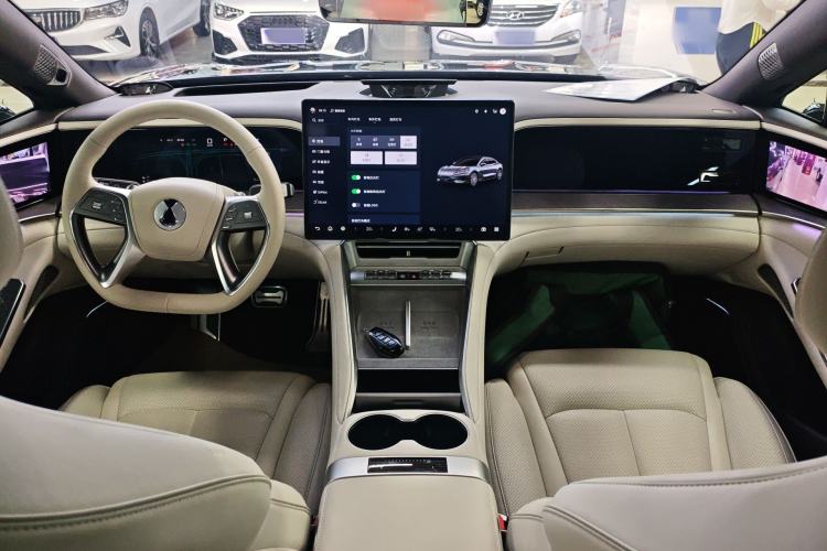 Used Denza Z9 2024 1100 km All-Wheel-Drive Ultra Version