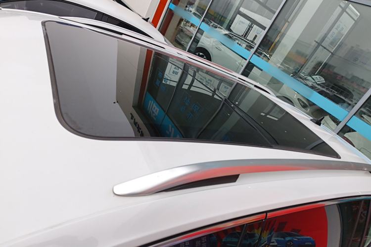 Used Volkswagen Tiguan L 2024 300TSI Automatic Two-Wheel Drive Smart Edition
