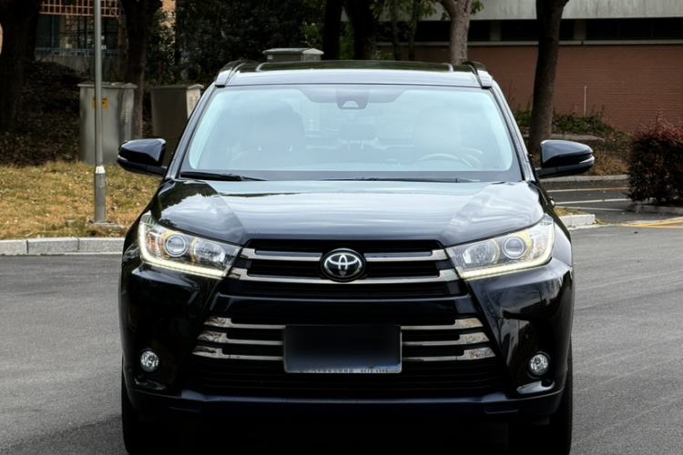 Used Toyota Highlander 2018 2.0T Four-Wheel Drive Knight Edition 7 Seats China VI Standard Exterior 6