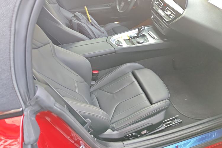 Used BMW Z4 2022 sDrive 25i M Sport Night Edition package
