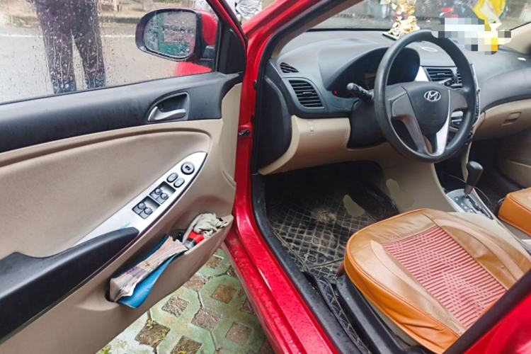 Used Hyundai Verna (older generation) 2014 1.4L Automatic Leading-Edge GLX
