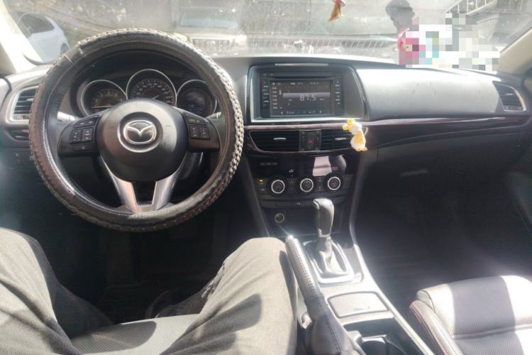 Used Mazda Atenza 2015 2.0L Blue Sky Luxury Edition Center Console