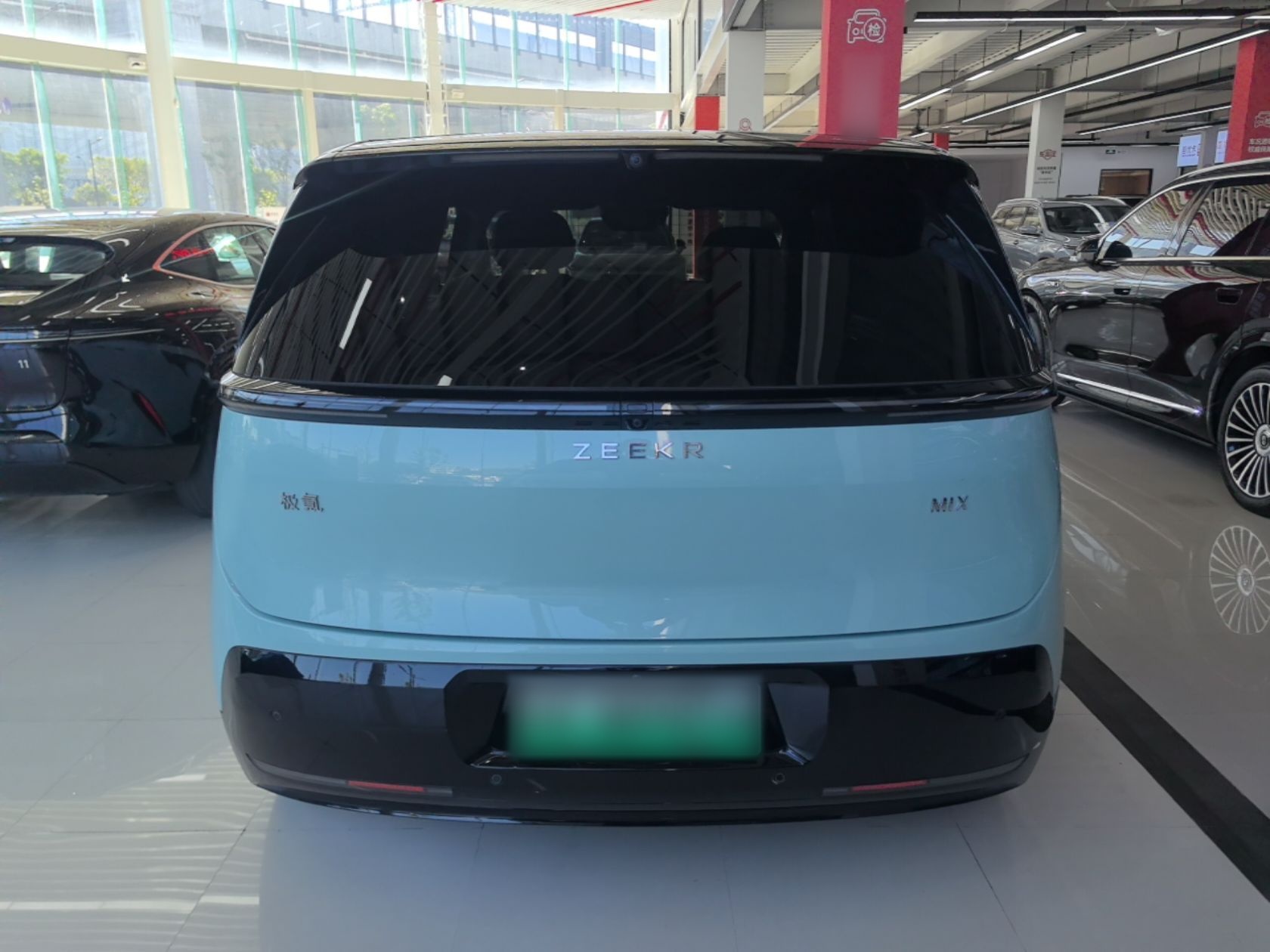 Zeekr MIX 2025 Long-Range Intelligent Driving Edition — снимка 5