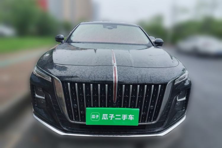 Used Hongqi H5 2025 2.0T Automatic Flag Edition – 500 000 Units Commemorative Version Front