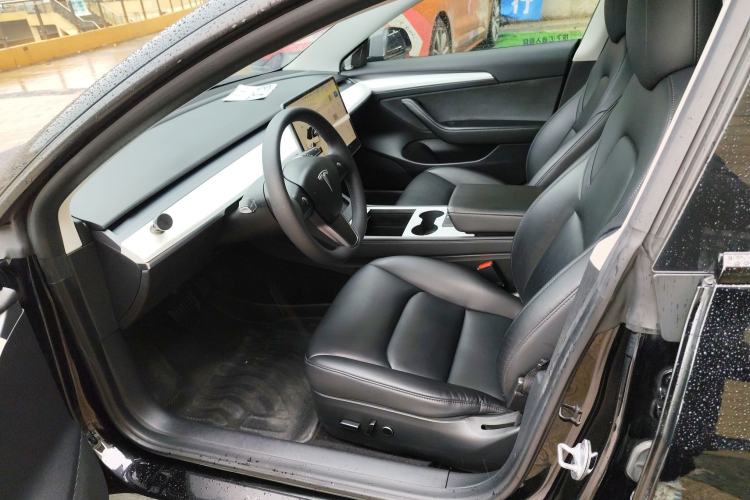 Used Tesla Model 3 2022 Rear-Wheel-Drive Version Left Front Seat