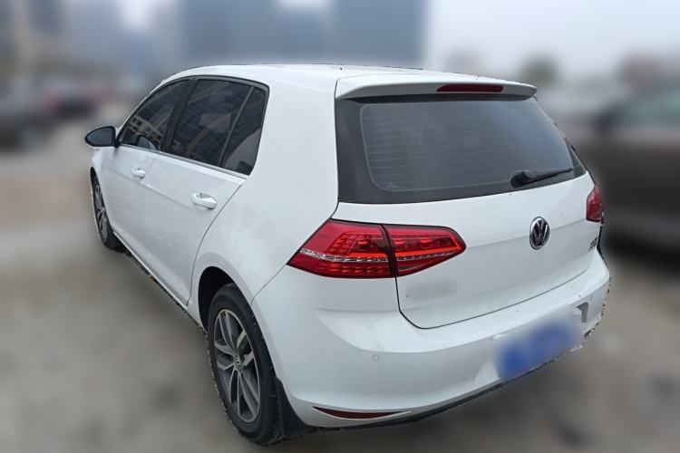 Used Volkswagen Golf 2016 230TSI Automatic Luxury Version Rear Left 45 Deg