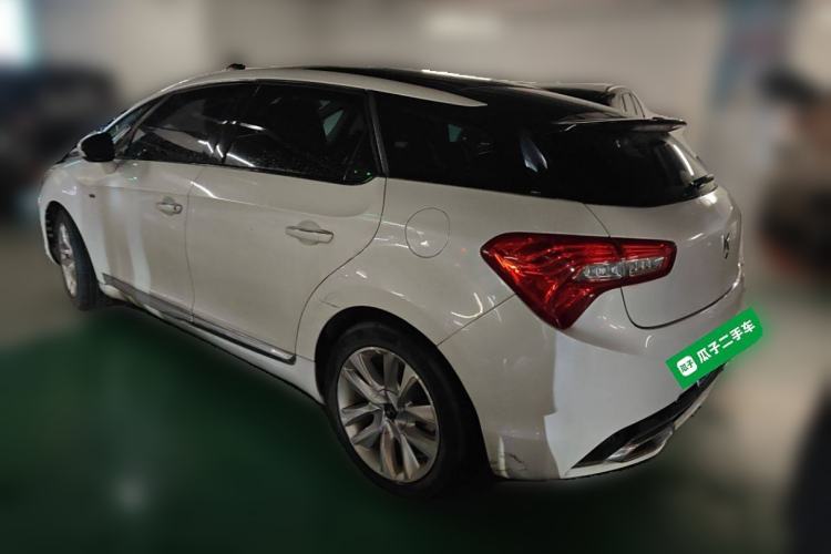 Used DS 5 2013 1.6T Luxury Edition THP160