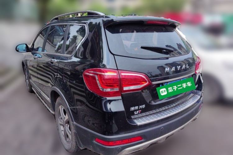 Used Haval H6 2015 Revised Version Sport Edition 1.5T Manual Transmission Two-Wheel Drive Elite Grade
