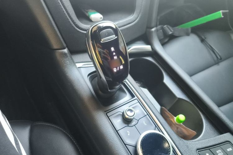 Used Cadillac XT5 2021 2.0T Four-Wheel Drive Luxury Version Gear Lever