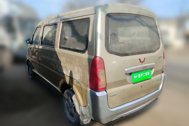 Used Wuling Rongguang 2011 1.2L Base Version