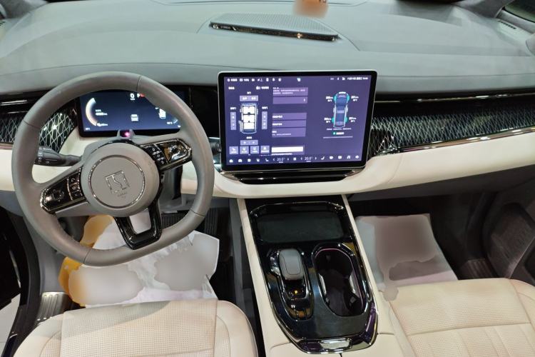 Used Zeekr 009 2022 WE Edition
