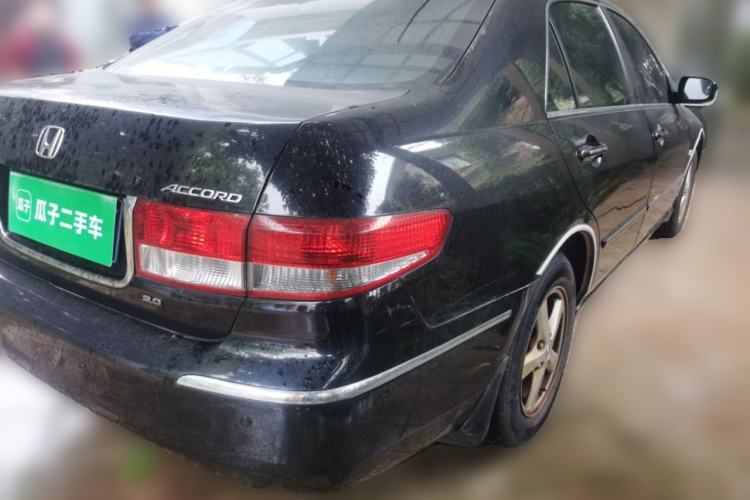 Used Honda Accord 2005 2.0L standard version
