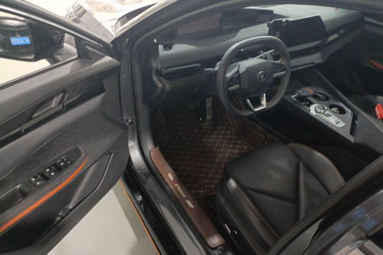 Used CHANGAN UNI-V 2022 1.5T Sport Edition Driver Seat