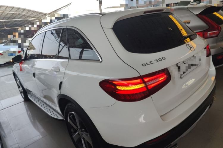 Used Mercedes-Benz GLC 2016 GLC 300 4MATIC Dynamic Model

