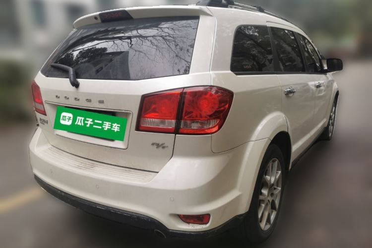 Used Dodge Journey 2013 3.6L Four-Wheel Drive Flagship Edition Rear Right 45 Deg