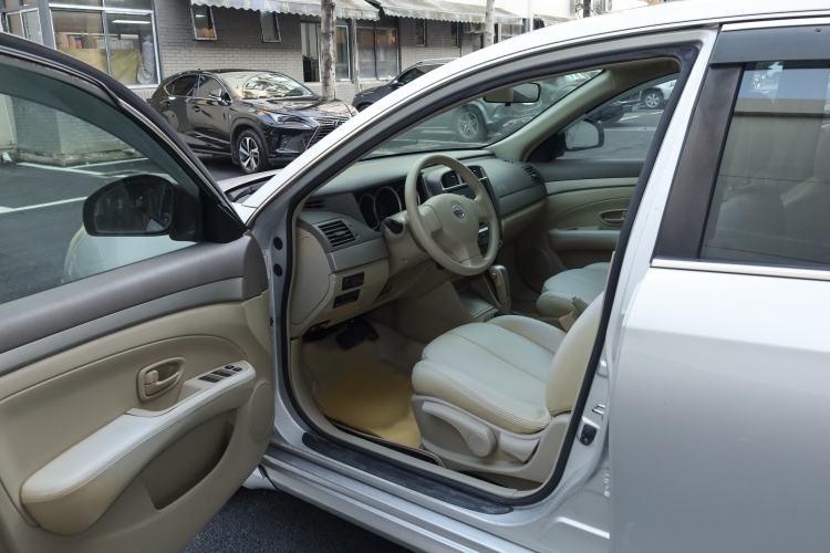 Used Nissan Sylphy 2016 Classic 1.6XE Automatic Leading Edition
