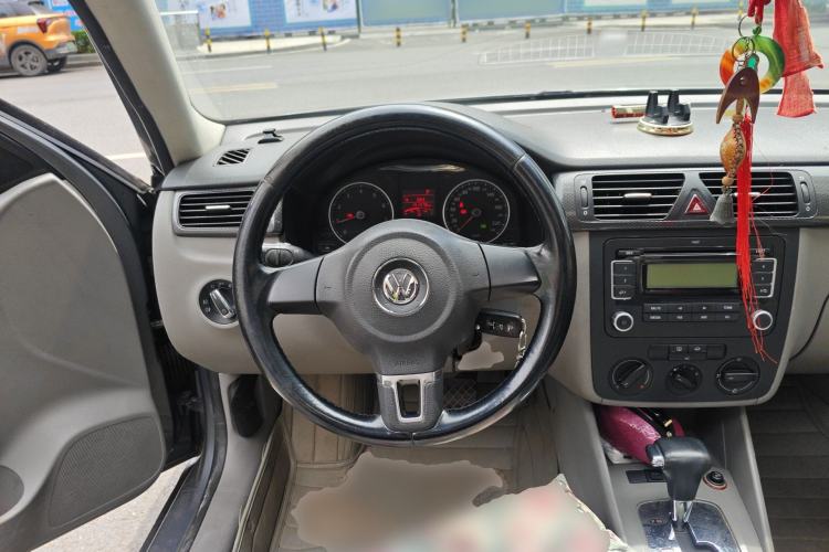 Used Volkswagen Bora 2012 1.6L Automatic Comfort Edition
