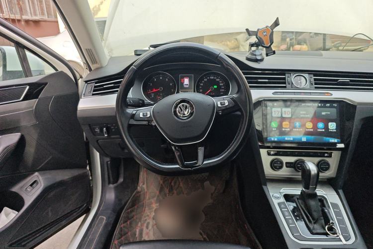 Used Volkswagen Variant 2017 380TSI Two-Wheel Drive Comfort Edition