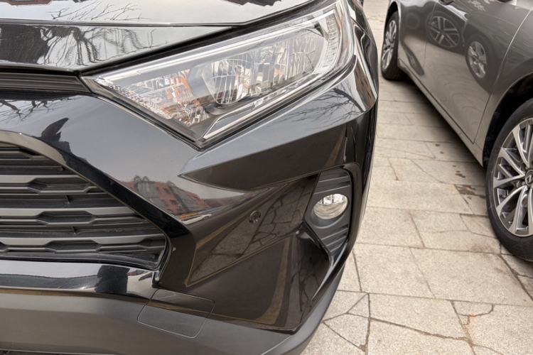 Used Toyota RAV4 2022 2.0L CVT Two-Wheel Drive Urban Edition Exterior 5