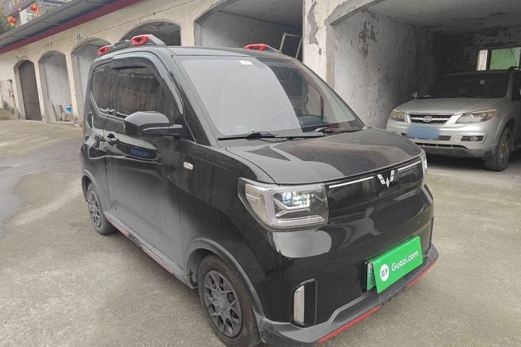 Used Wuling Hongguang MINIEV 2022 GAMEBOY 300km Enthusiast Model with Lithium Iron Phosphate